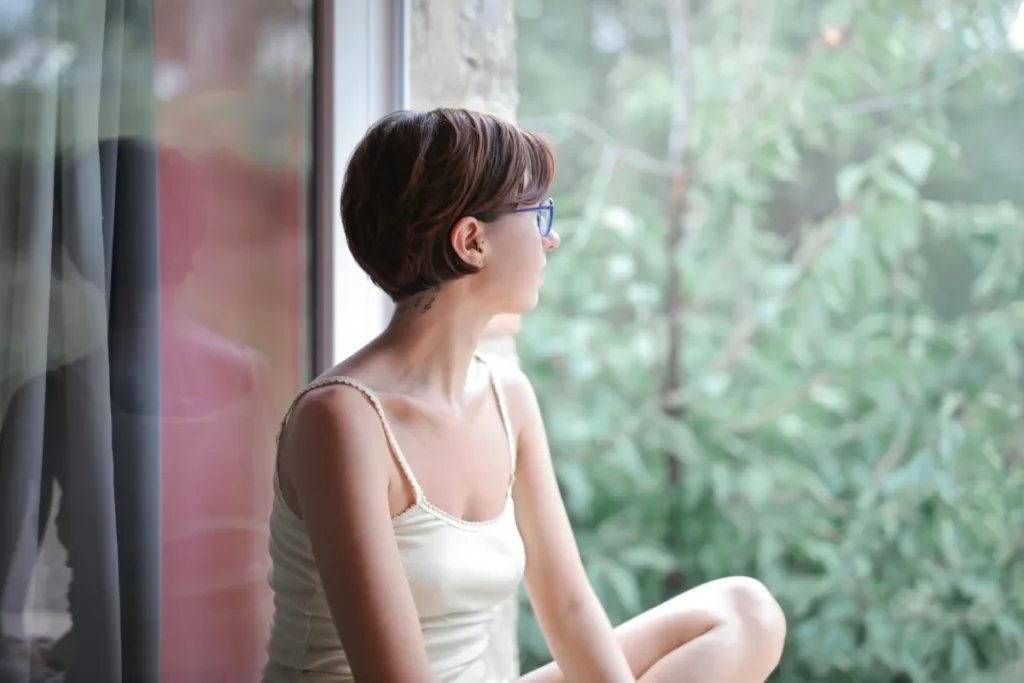 Stay Calm and Energized: Easy Daytime Habits for Relaxation and Focus